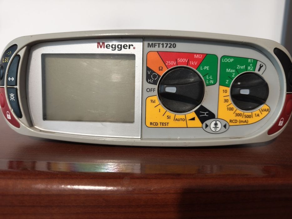 Aparat de măsură Megger MFT1720