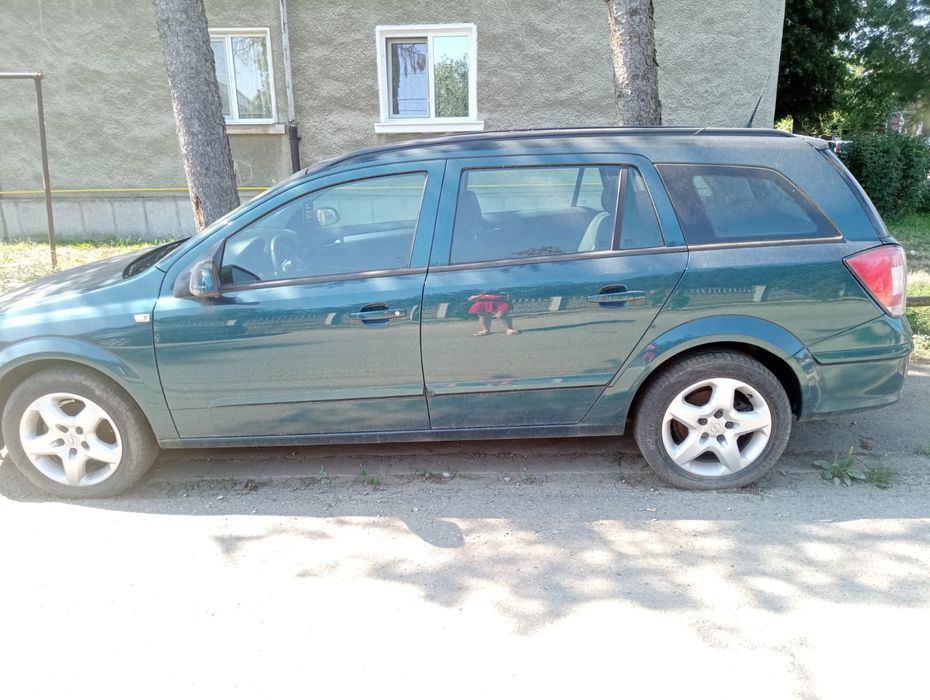 Se vinde Opel astra H 1.6 benzina