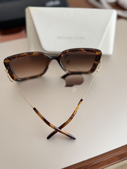 Очки солнцезащитные Michael Kors (оригинал)