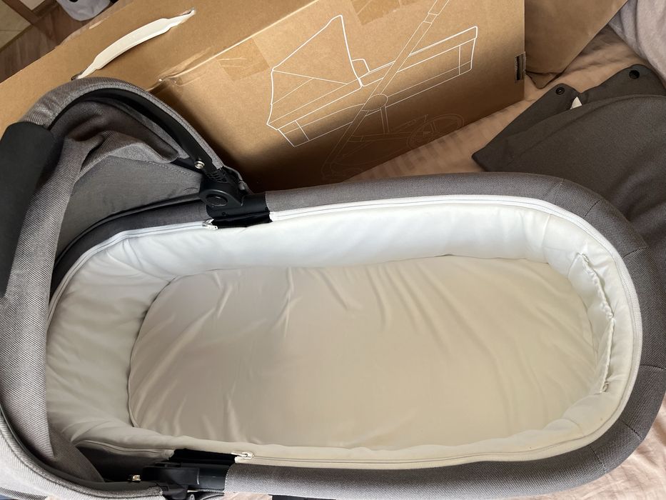 Cybex Кош за новородено Cot S