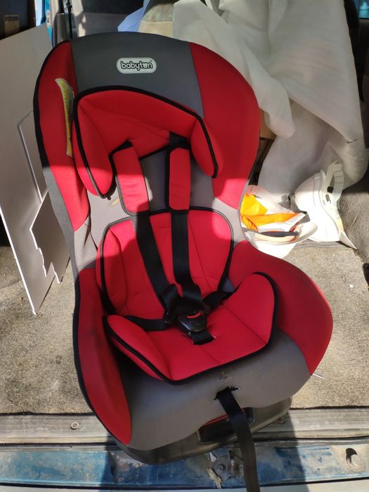 Срочно продам детское автокресло