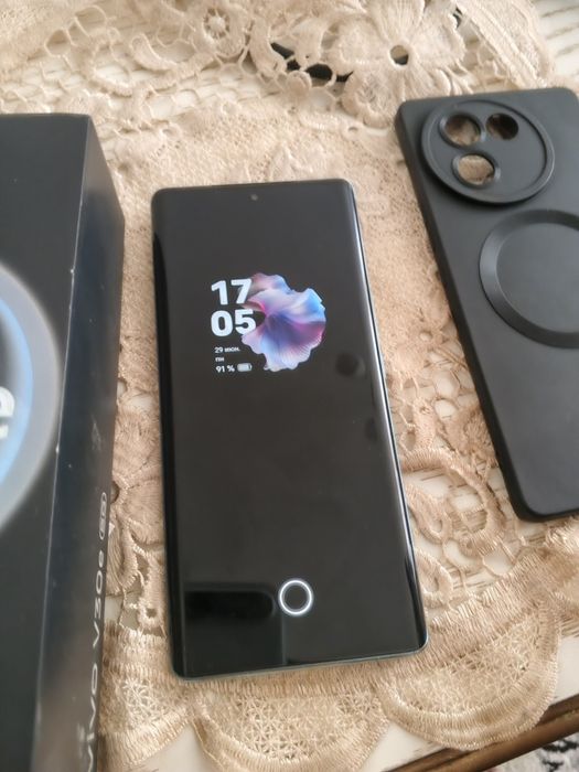 Vivo v 30e 5g 256 GB xolati zor