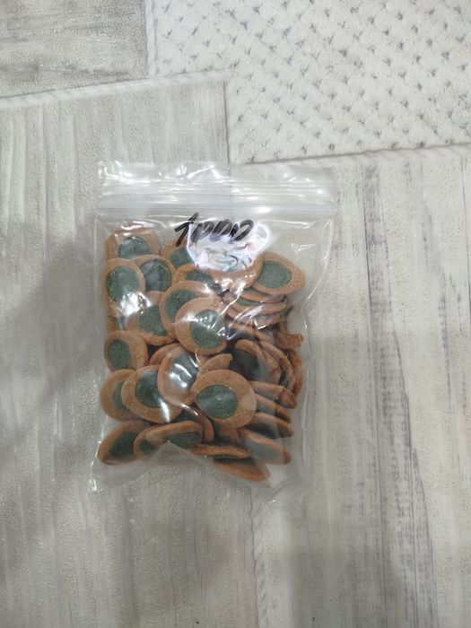 Продам корм для рыбок