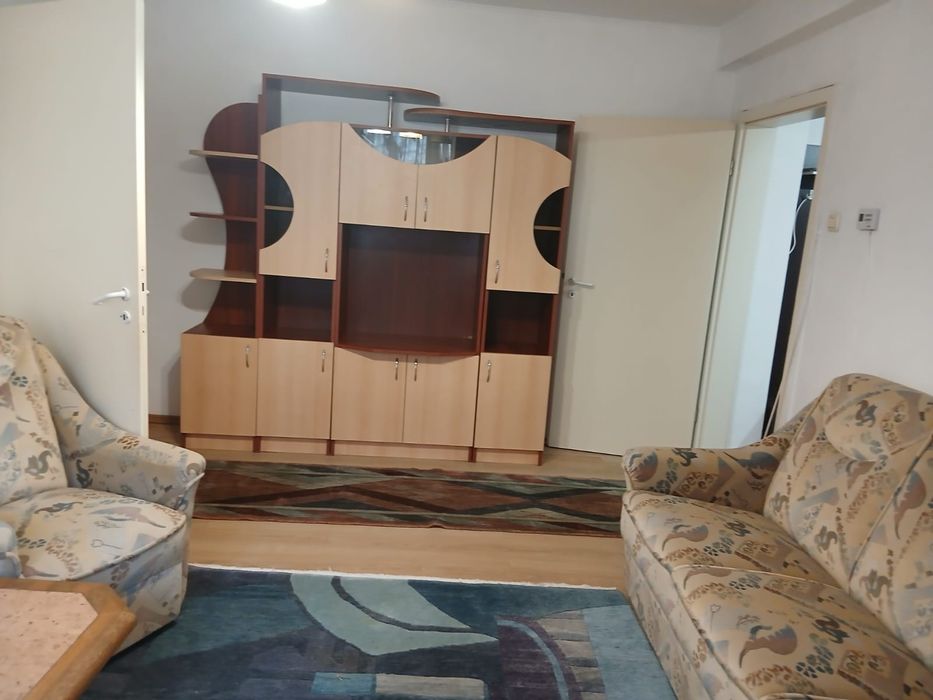 Apartament cu doua camere de inchiriat