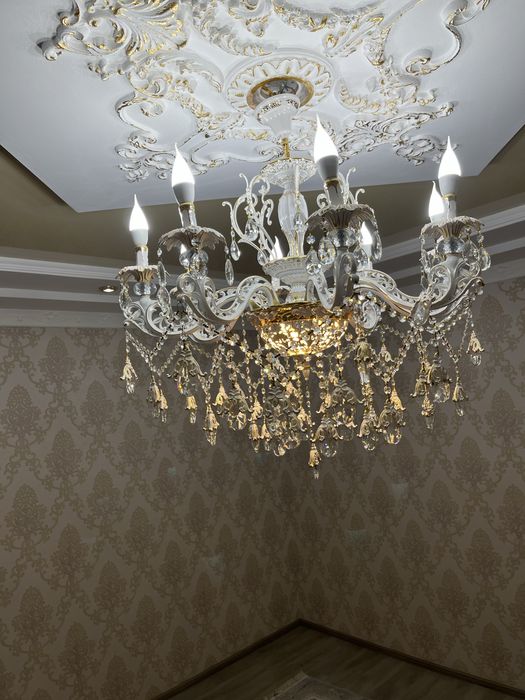 Продам люстру в очень хорошем состоянии