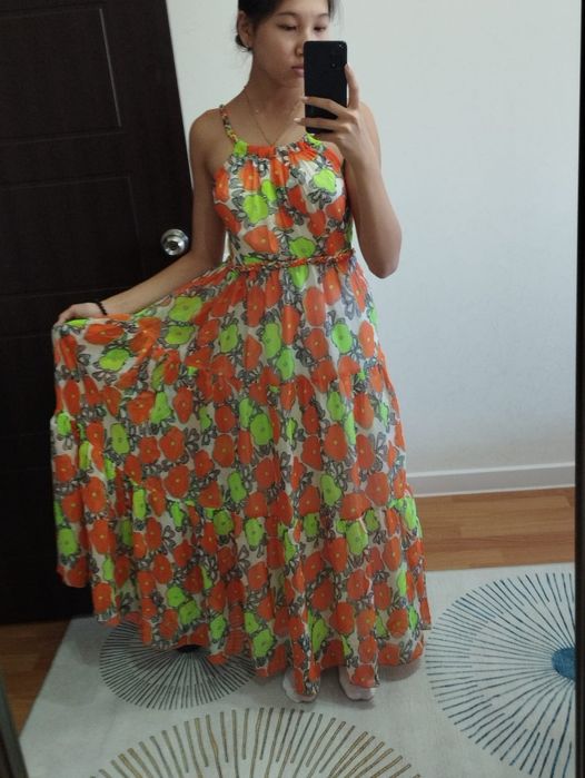 Платье очень красивое