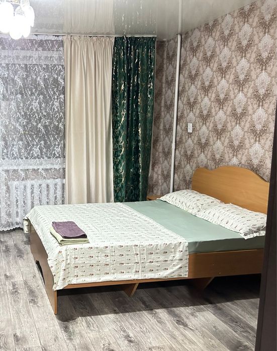 Отдам даром кровать полтарашка в хорошем состояний