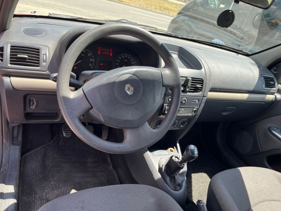 Renault clio 2 an 2005