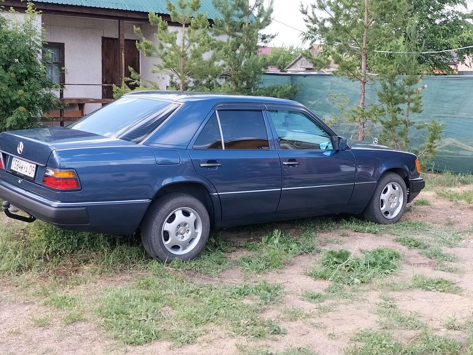 Продам мерседес w124