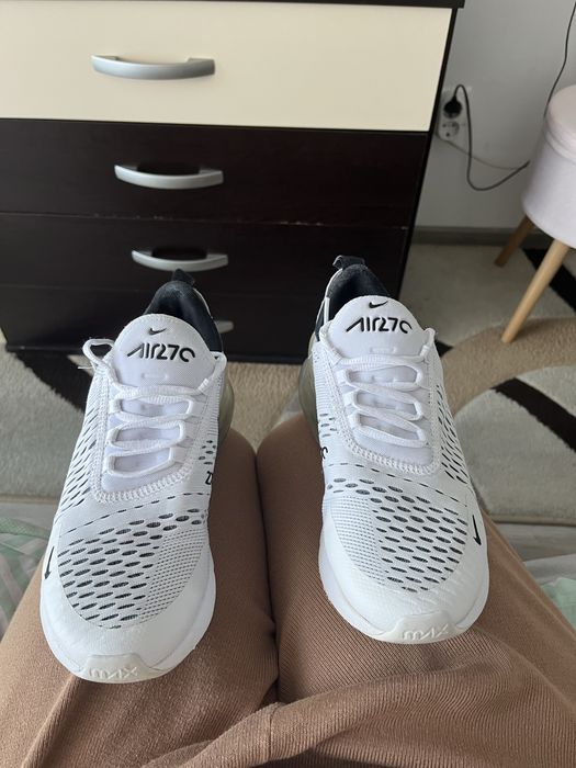 Nike Air Max 270