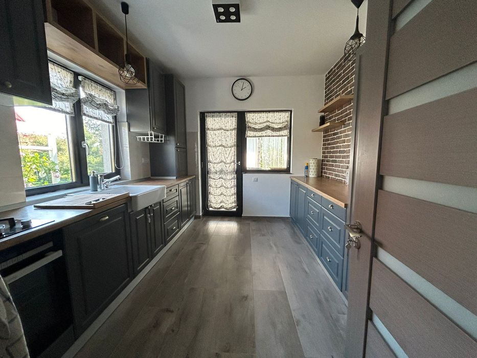 Casa plan Parter mobilata si utilata in Breazu