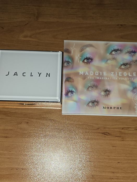 Палитри Morphe и Jacklyn Hill със сенки и хайлайтър