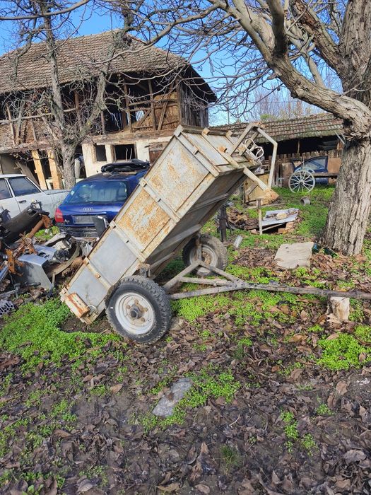 Двигател AKME 16 конски сили в отлично състояние .Части за Болгар 224У