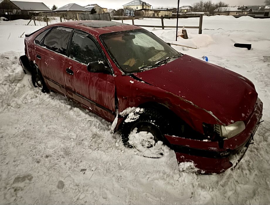 Продам Тайота Карину Е