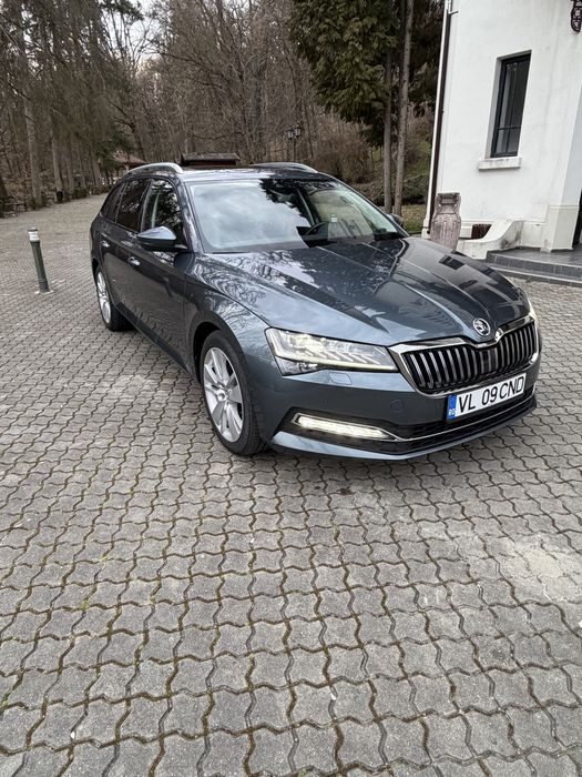 Skoda Superb 4x4 panoramic/virtual/distronic 2020 2.0 190 cp
