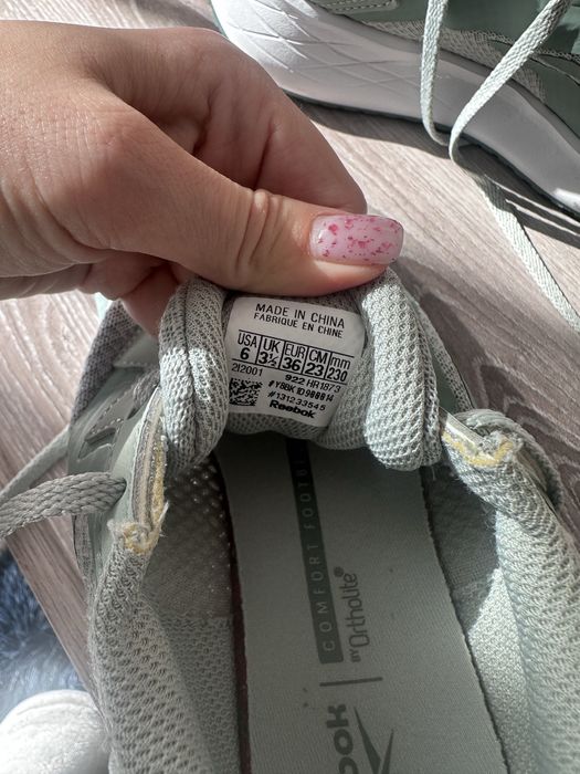 Кроссовки reebok новые