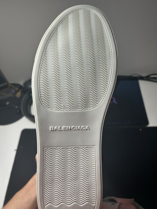 Vand Balenciaga Arena Noi
