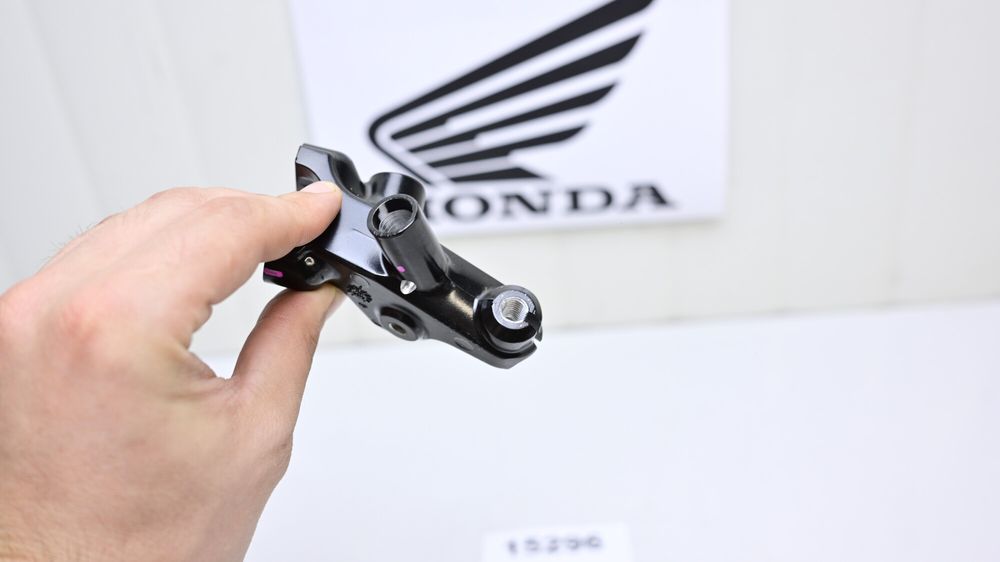 Prindere Suport Maneta Ambreiaj OEM Honda CB500F 2013 - 2023