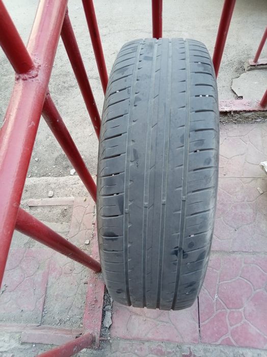 Шины летний и зимние есть