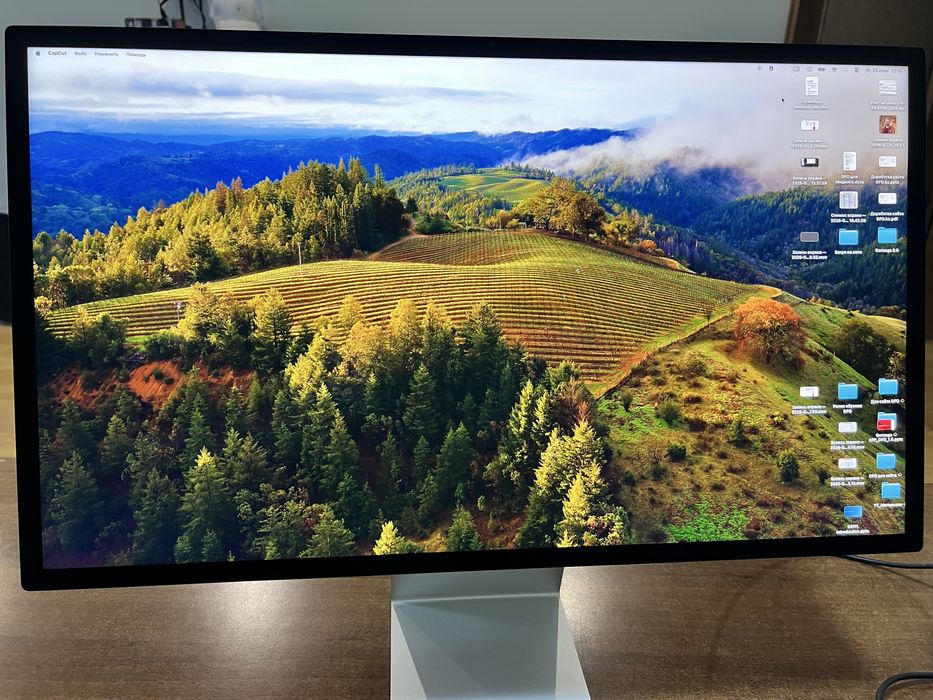 Apple studio display 27 5k