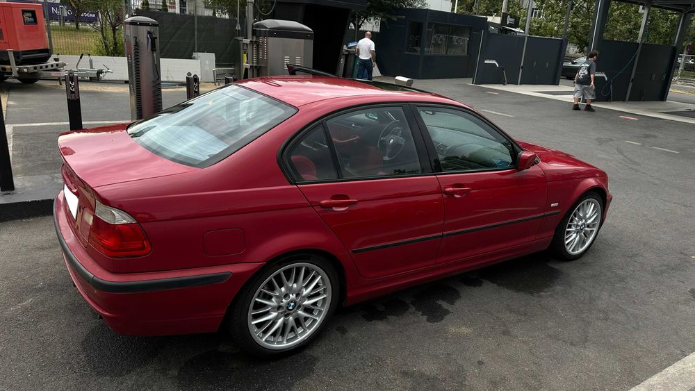BMW E46 328i Sedan M-Tech 1