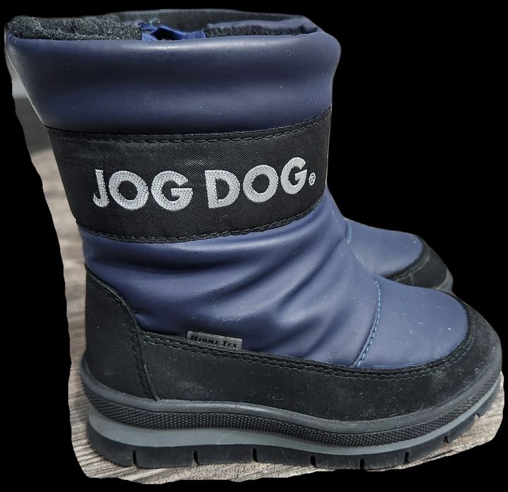 Продам детские сапожки Jogger