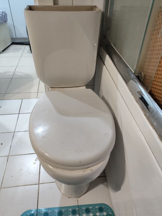 Продам напольный унитаз