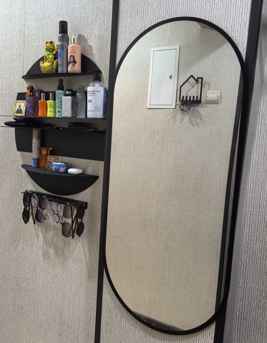 Зеркало большое с полочками