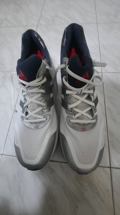 Adidas маратонки размер 56 и 57,5