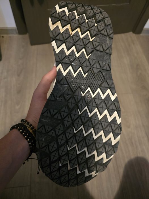 Adidasi Converse Chuck Jaylor (nu amiri, nu jordan, nu armani)