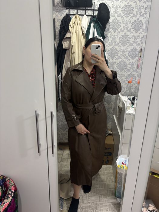 Продам вечерние платья и туфли, тренч