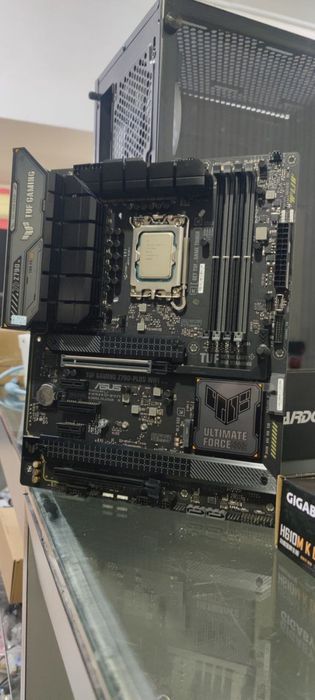 Asus tuf gaming Z790-puls wifi  d5