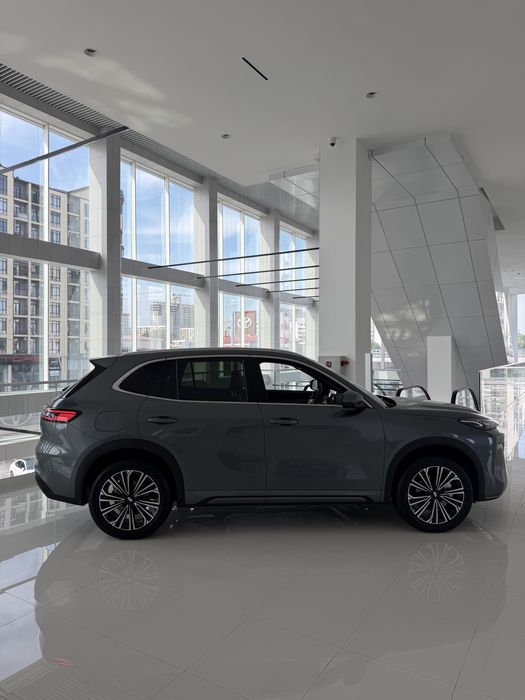 Geely EX5 EM-i.