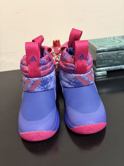 Демисезонная обувь ADIDAS