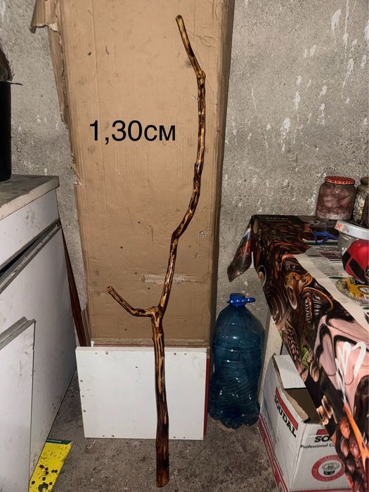 Продавам помощни тояги за сурва.