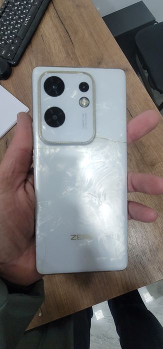 Infinix zero 30.