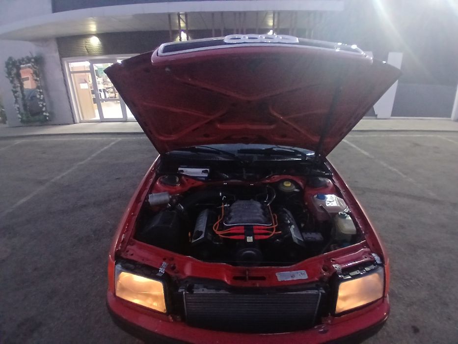 Продам ауди 100 с4