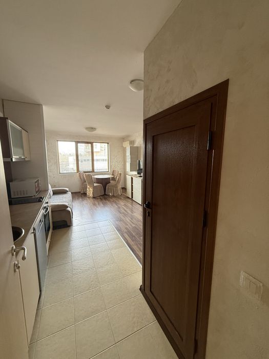 Дава се под наем Двустаен апартамент в Несебър - 70 кв.м за 498.27 € - Снимка #1