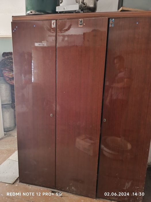 Продам шифоньеры советские!