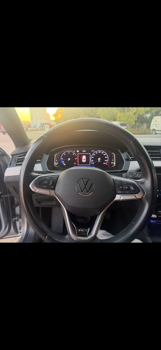 Passat  R LINE impecabil