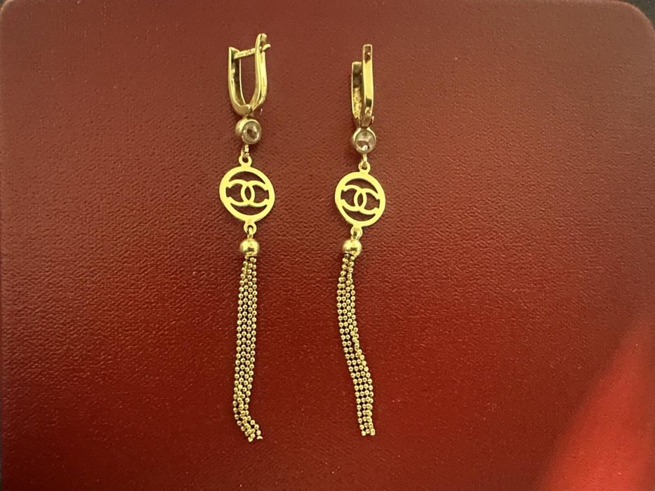 Златни обеци и пръстен