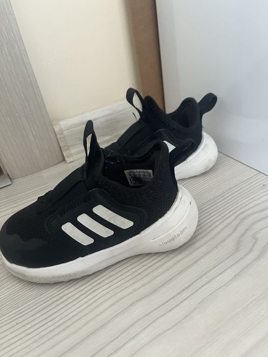 Бебешки маркови обувки - нови и използвани - Puma, Adidas, Superfit