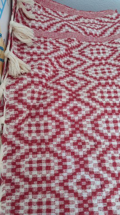 Macat, cuvertura pat