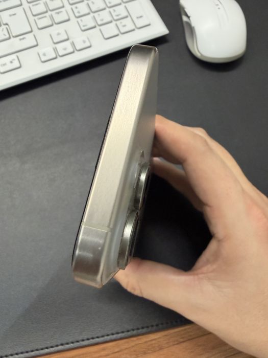 iPhone 15 ProMax silver