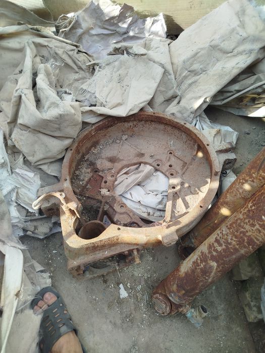 Трактор запчасти б/у