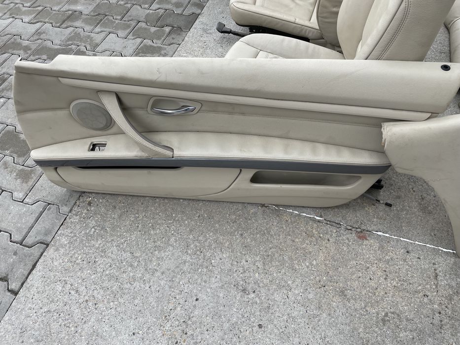 Кожен салон комплект за BMW E92 естествена кожа кремаво бежав перфектн