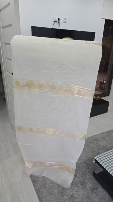 Perdele noi la 15 lei m