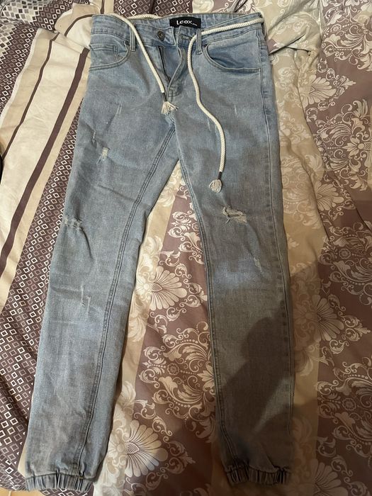 Сини мъжки дънки, с ластик!