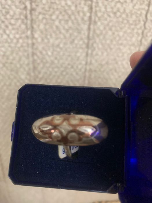 Продам сувенир недорого