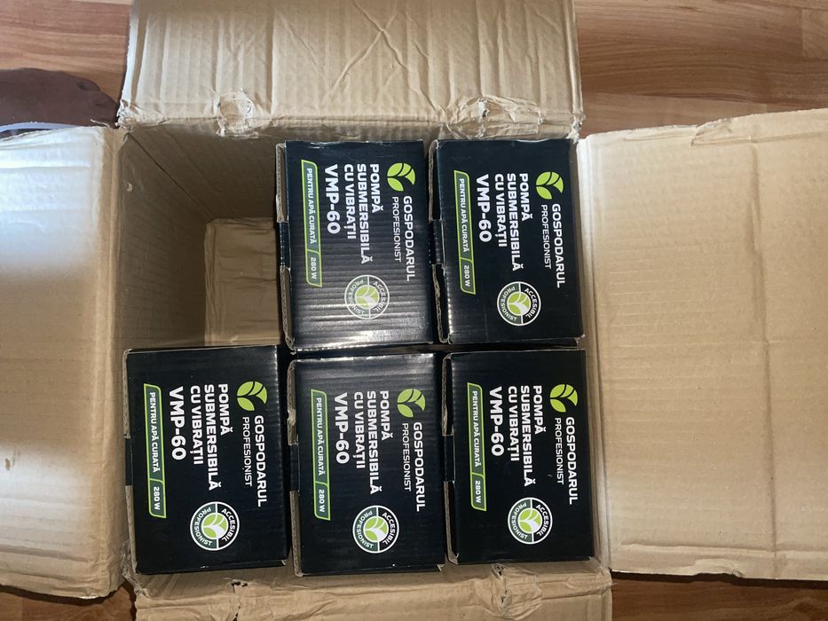 Pompa submersibila noua,sigilata in cutie